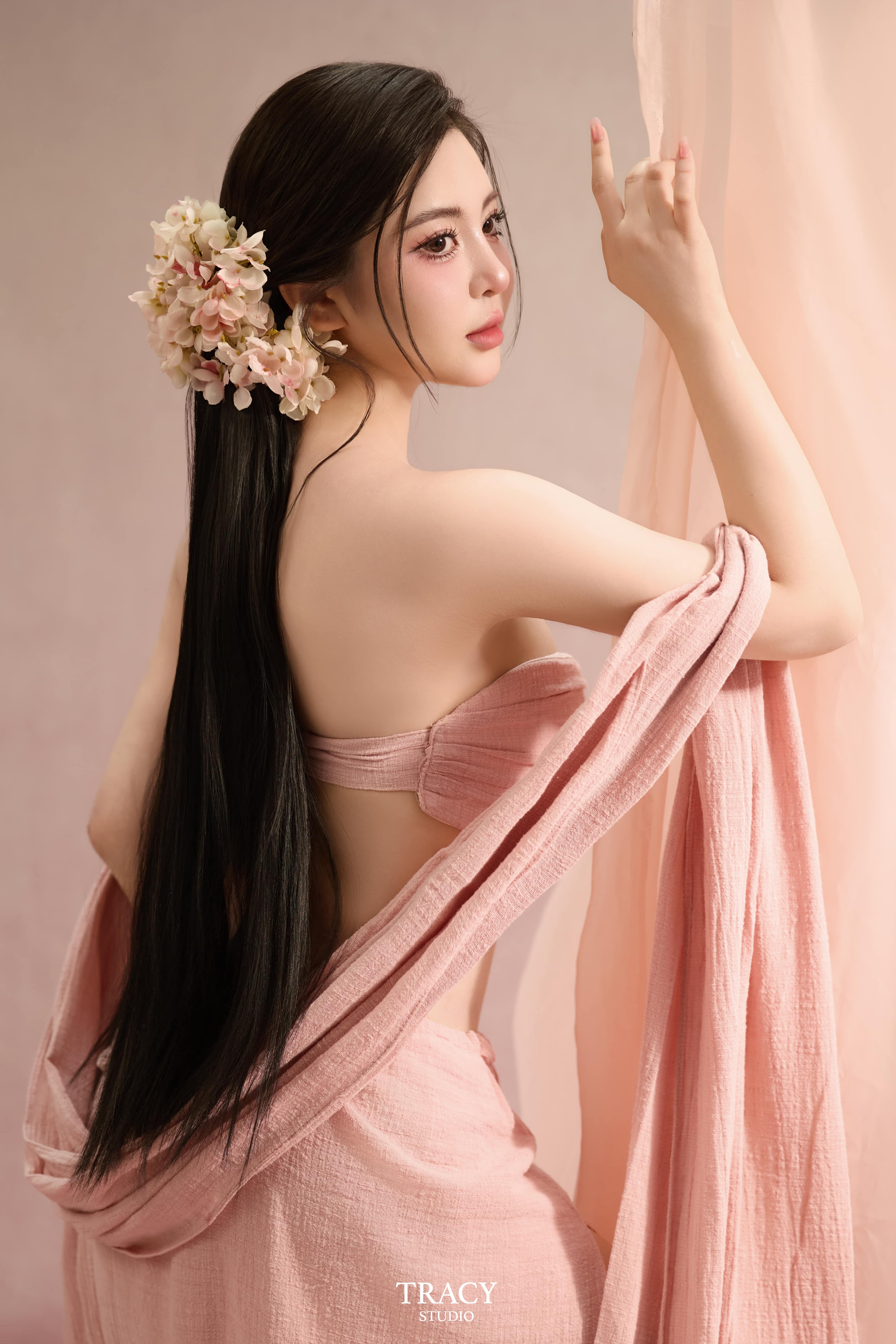 frontend/img/gallery/concept-nang-tho/tracy-studio-chup-concept-nang-tho-trangpink (1).jpg